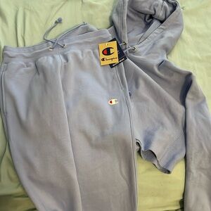 Women’s champion sweatsuit lilac purple
